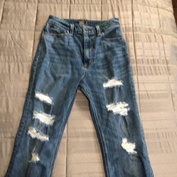 Abercrombie & Fitch Zoe straight leg Jeans - Picture 2 of 4